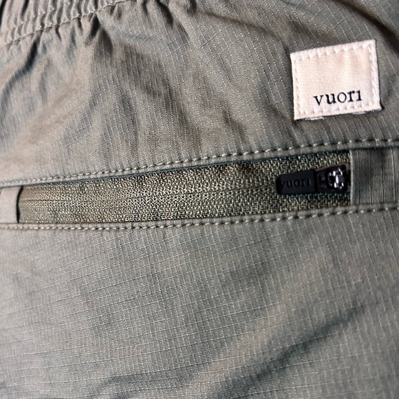 NWT VUORI Ripstop Cargo Pants- Army Green/
Size Small - Picture 7 of 11